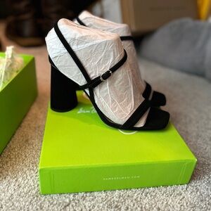 Sam Edelman black suede heels